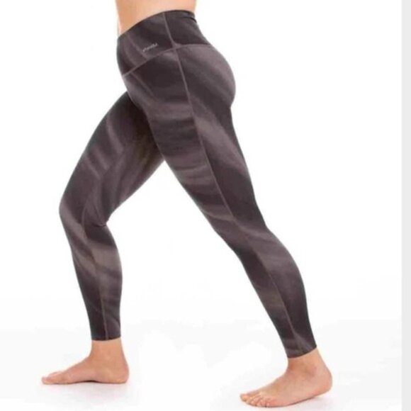 Handful Squeeze Play Scrunch‎ Booty  in Making Waves Print L - Picture 7 of 7